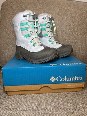 Columbia Youth Arctic Trip Omni-Heat Snow Boots Size 1 Grey Waterproof